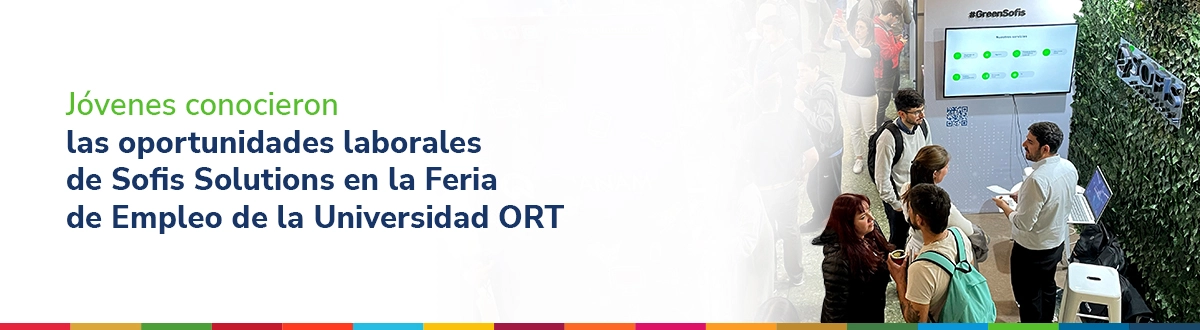 Jóvenes solicitando información en stand Sofis